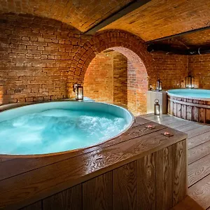 Harbour & 4* Hove