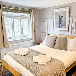 https://brunswick-square-hotel.brighton-hotels-england.com