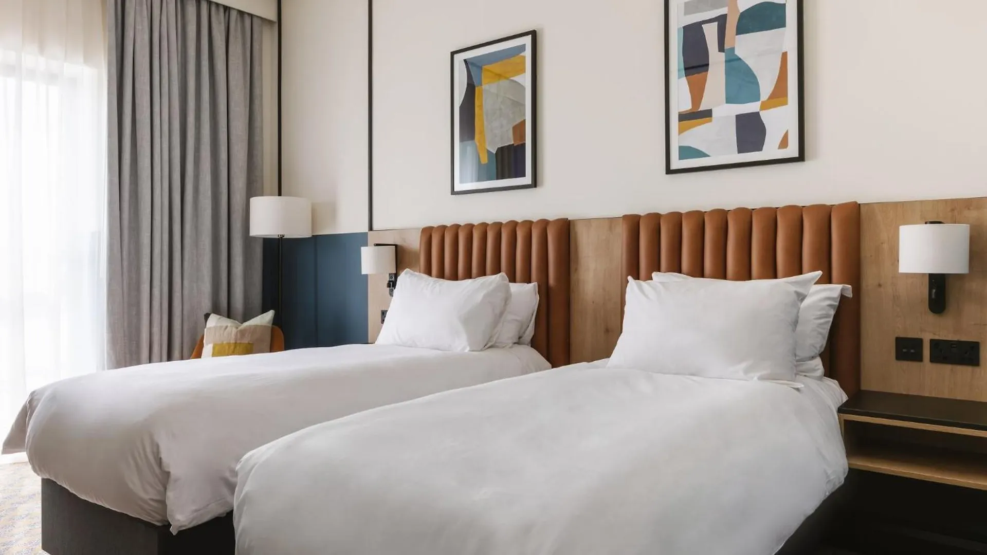 Voco Belfast By Ihg Hotel
