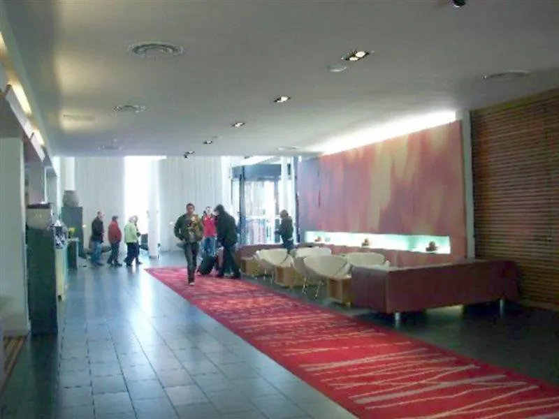 Voco Belfast By Ihg Hotel