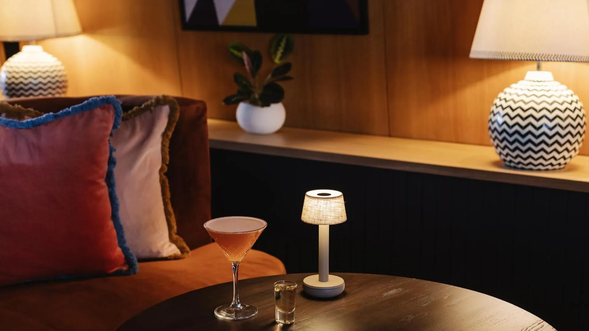 Voco Belfast By Ihg Hotel