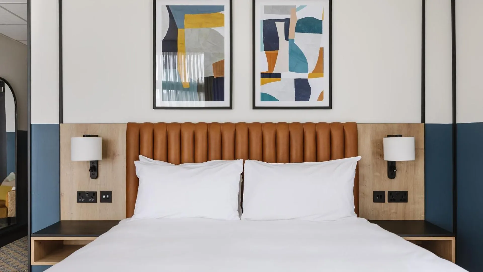 Voco Belfast By Ihg Hotel