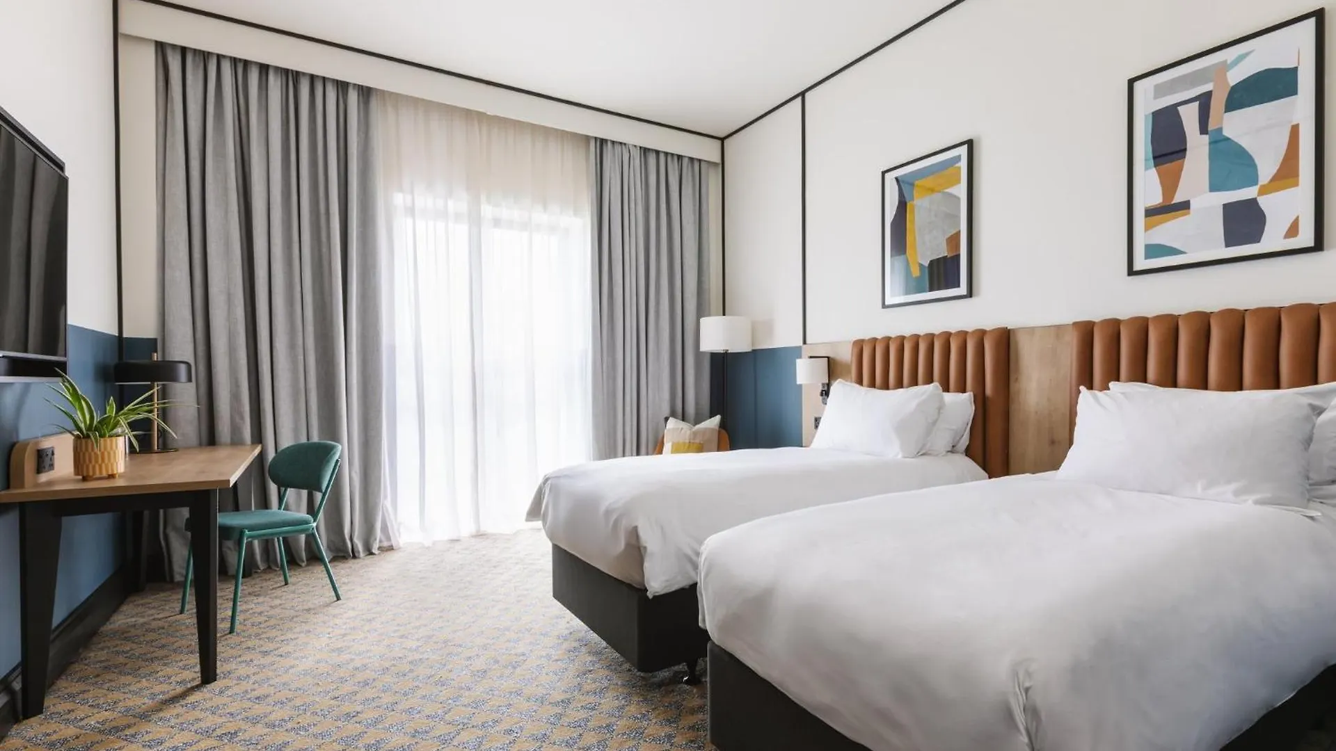 Voco Belfast By Ihg Hotel